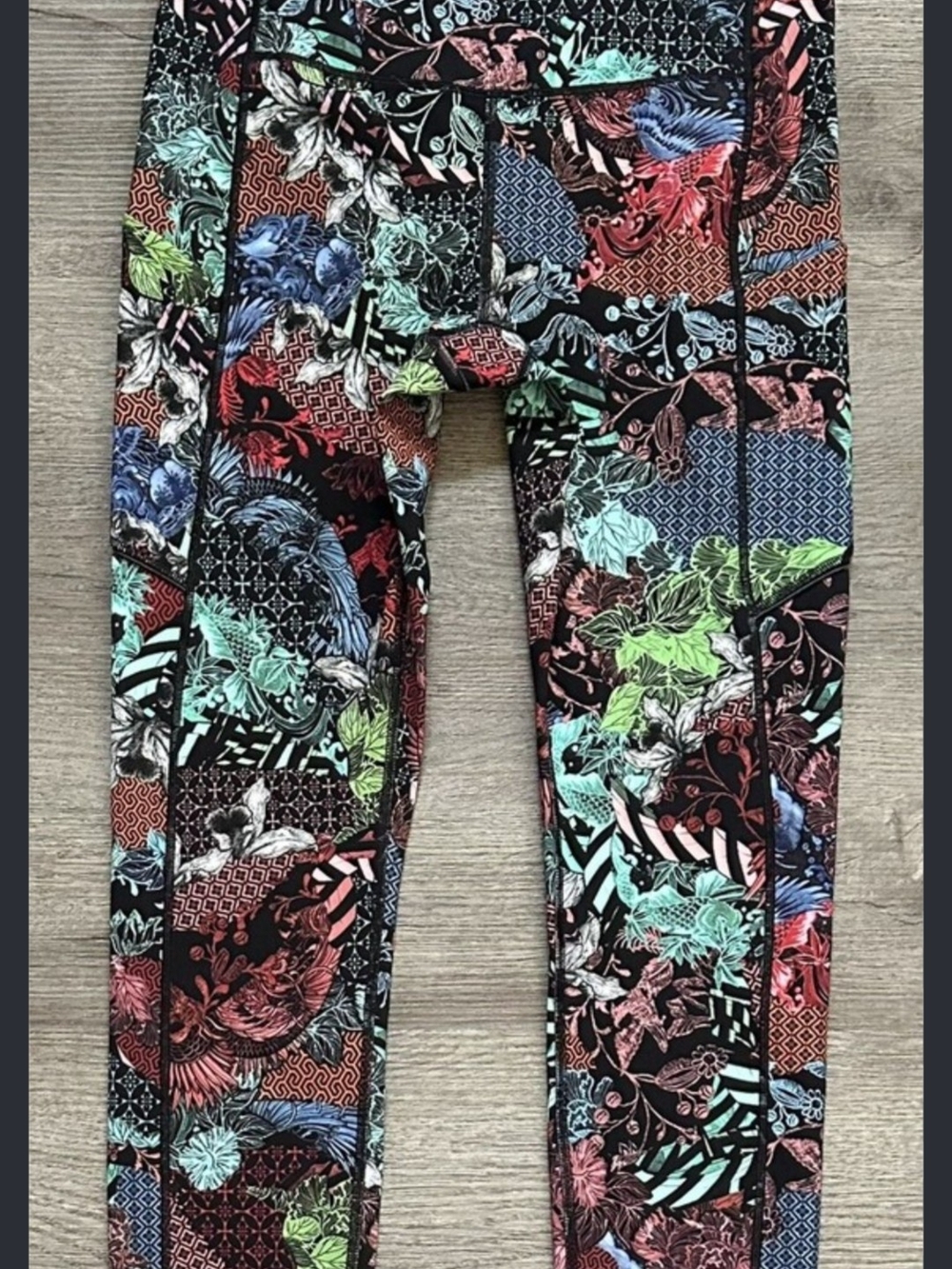 Brand New Lulu Patterned Leggings Secret Garden Zen Size 8 Perfect Condition